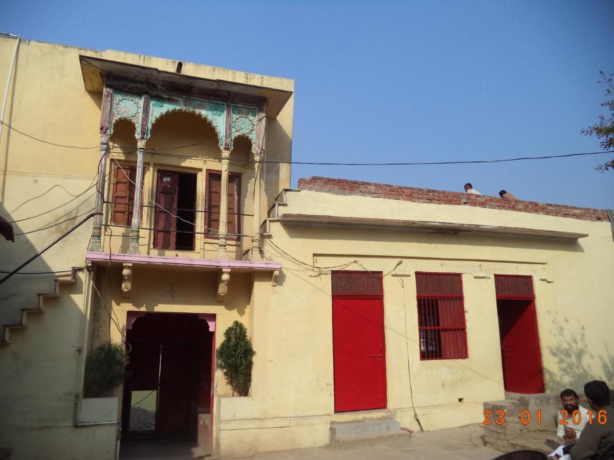 Shri Swami Sheetal Das Sewa Trust Varanasi Bagian luar foto