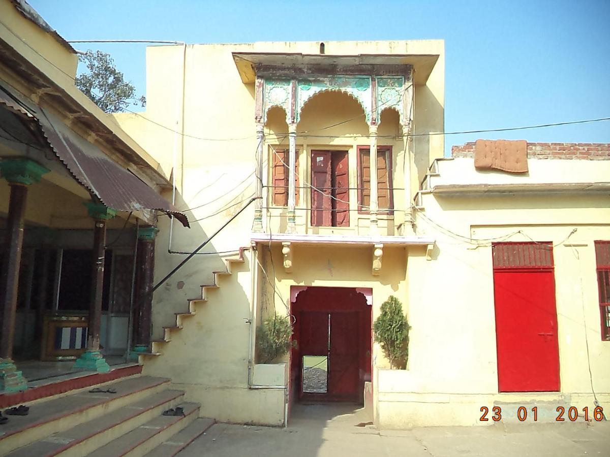 Shri Swami Sheetal Das Sewa Trust Varanasi Bagian luar foto