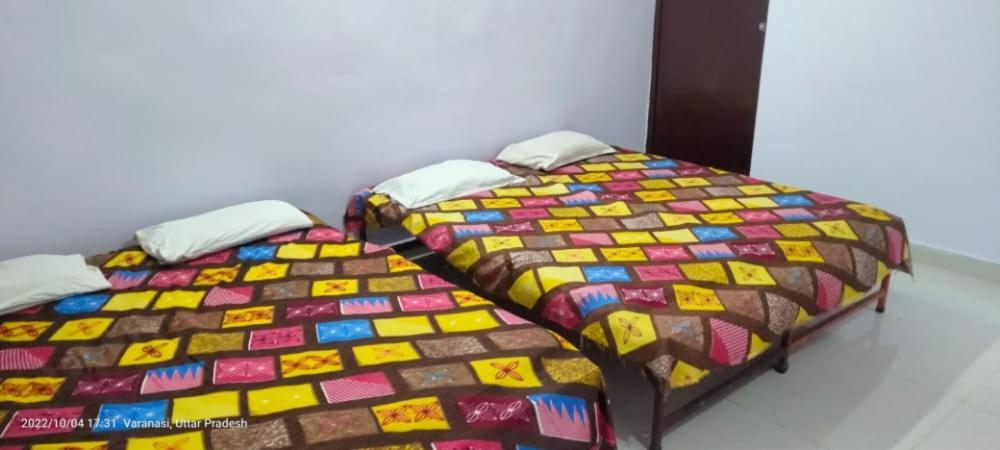 Shri Swami Sheetal Das Sewa Trust Varanasi Bagian luar foto