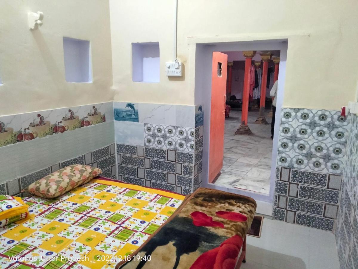 Shri Swami Sheetal Das Sewa Trust Varanasi Bagian luar foto