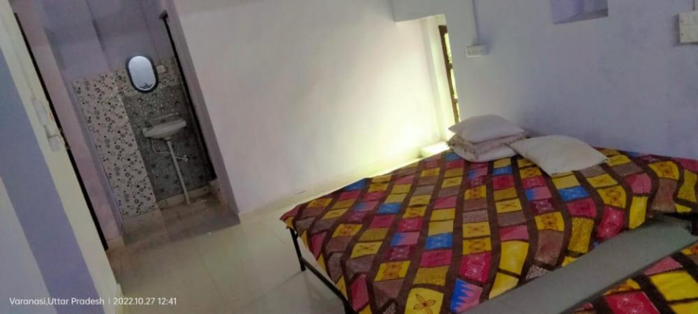 Shri Swami Sheetal Das Sewa Trust Varanasi Bagian luar foto