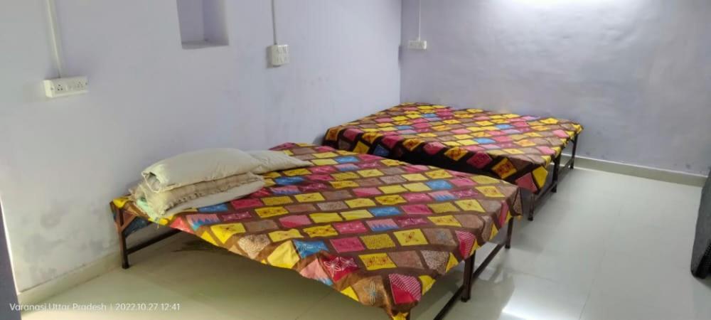 Shri Swami Sheetal Das Sewa Trust Varanasi Bagian luar foto